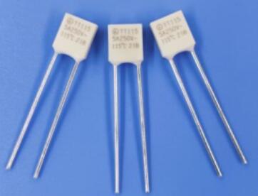 方形溫度保險絲：TD,TF 8.3x3.5x7.5 10A溫度保險絲